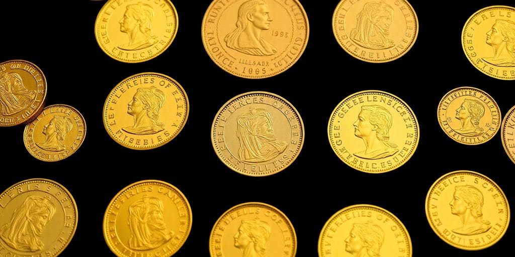 Une collection de pièces d'or françaises.