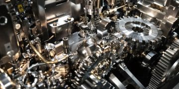 Lignes de production d'outils de joaillerie modernes.