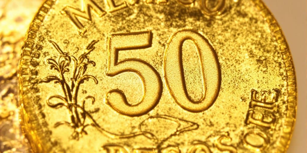 Pièce d'or mexicaine 50 Pesos avec détails historiques.