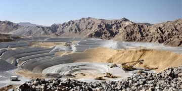 Mines d'or, montagnes, lois, symboles de justice