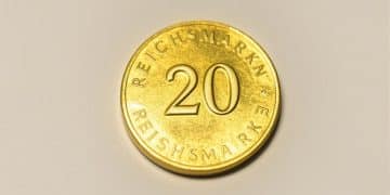 Une pièce en or de 20 Reichsmark allemand.