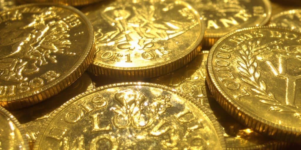 Pièces d'or françaises de différentes époques.